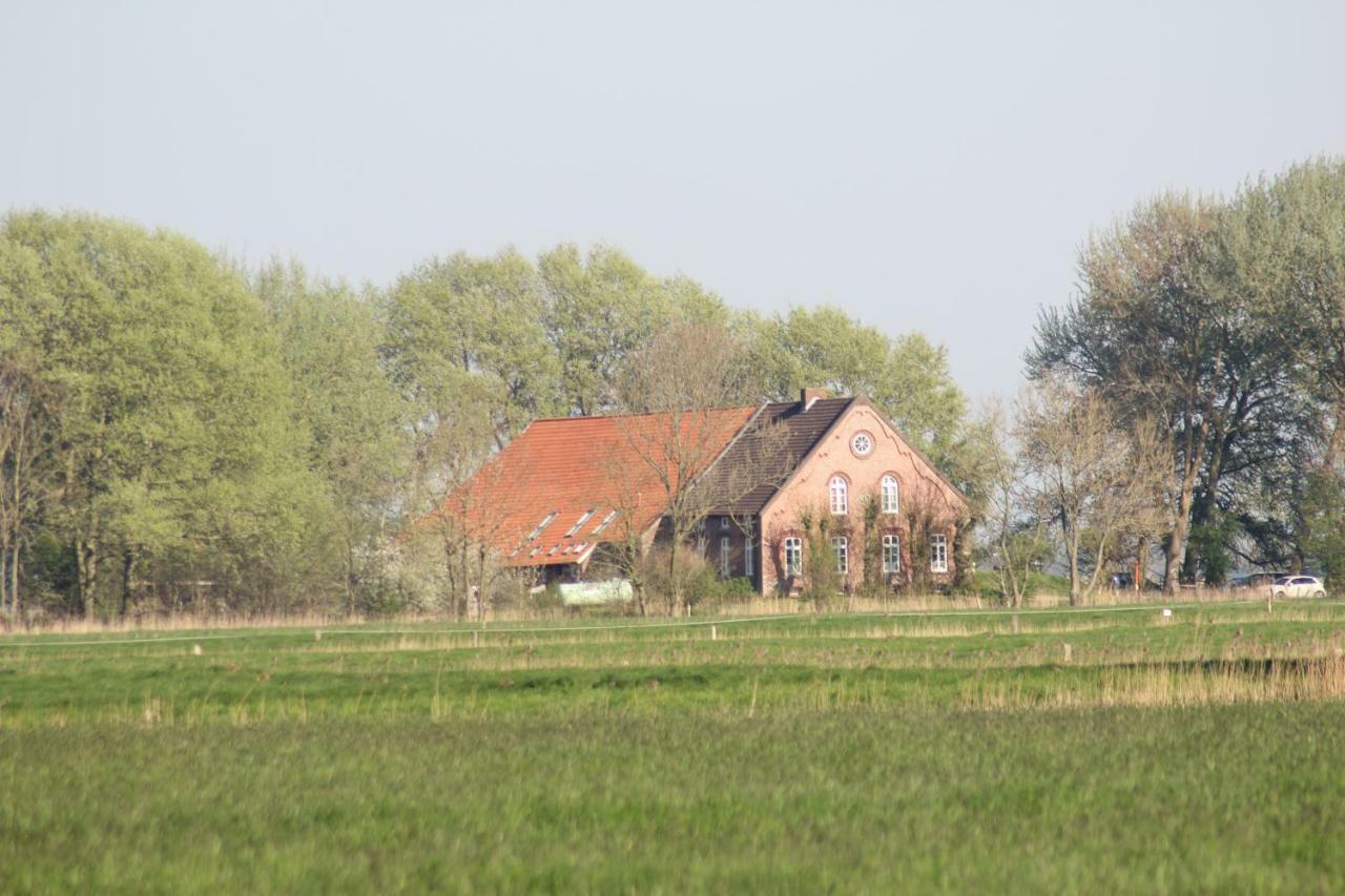 Ferienhof Spiegelhaus Krummhoern Exterior photo